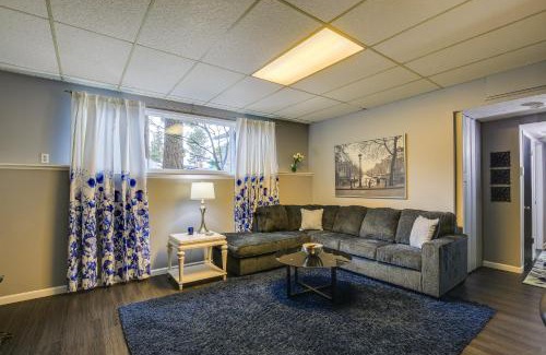 Wilkes East Apartamento | Portland Vacation Rental about 11 Miles to Downtown