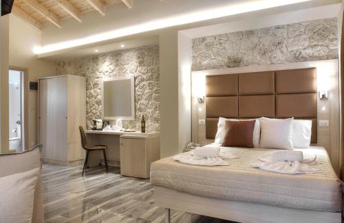 Agios Georgios Pagon Hotel | Porto Demo Hotel