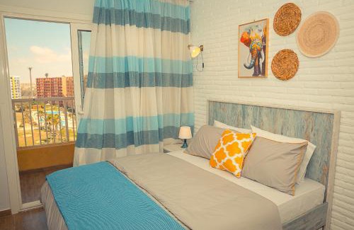 Marina El Alamein Chalet De Esquí | Porto Golf Marina Aqua Park & Beach Access by Best of Bedz