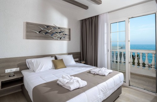 Hersonissos Centre Complejo | Porto Greco Village Beach Hotel - All Inclusive
