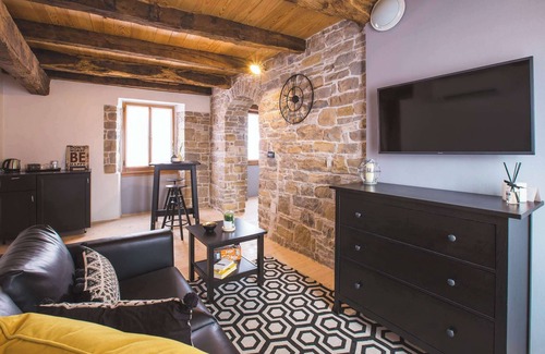Oprtalj Apartamento | Portole Suite 2 Summa