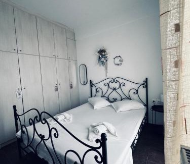 Vathy Apartamento | Portolos Apartments - Sarakiniko