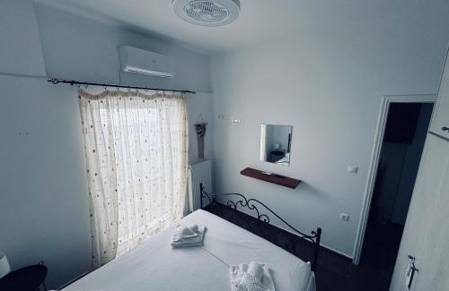 Vathy Apartamento | Portolos Apartments - Sarakiniko