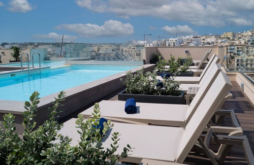 Marsaskala Apartamento | Portside Lodge Building