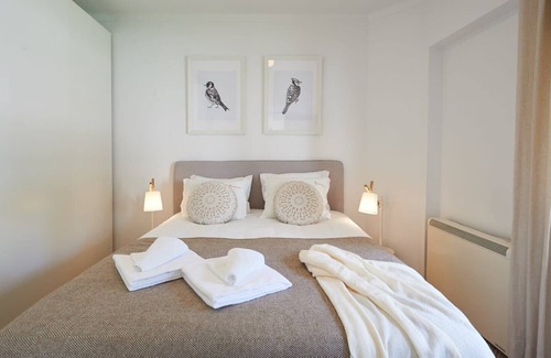Estoril Apartamento | Seaside Garden View Apartment