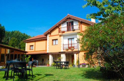 Bareyo Casa | Posada de Ajo