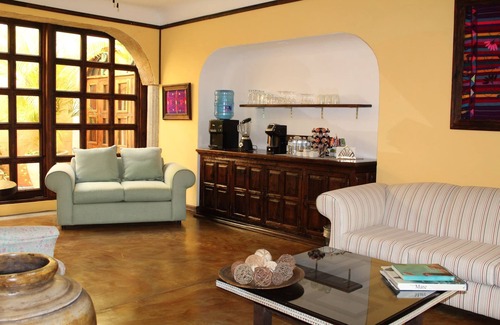 Esterito Apartamento | Posada de las Flores Junior suite 540, Luxury and confort on the malecon
