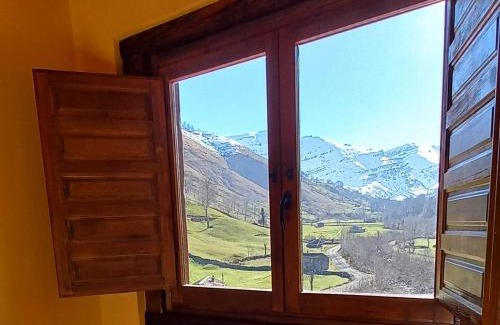 San Roque de Riomiera Casa | Posada La Vieja Escuela