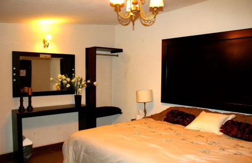 Teotihuacán Centro Hotel | Posada Los Ahuehuetes