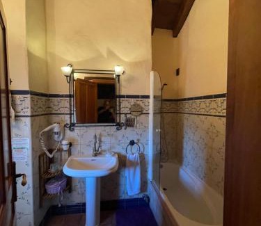 Gibralgalia Casa | Posada Los Cantaros
