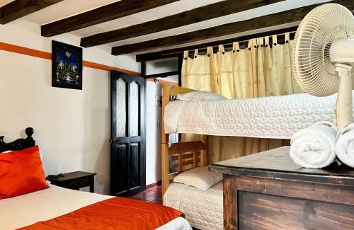 Old Town Hotel | Posada Los Helechos