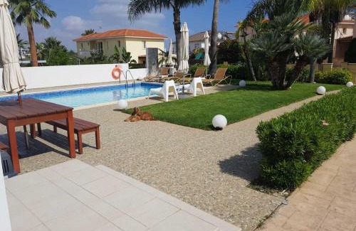 Kapparis Villa | POSEIDONIA BEACH GARDENS