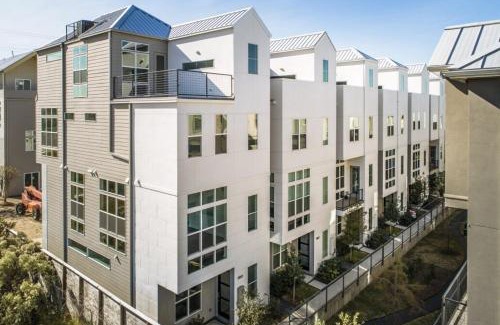 Spring Branch East Casa | Posh Italian home with a rooftop terrace!