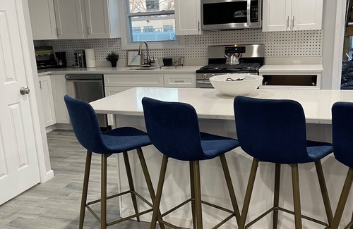Plainfield Casa | Posh Living Spacious 4-bedroom Duplex in lovely Plainfield