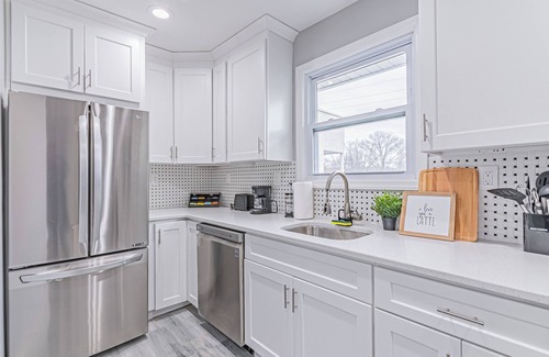 Scotch Plains Casa | Posh Living Spacious 4-bedroom Duplex Plainfield