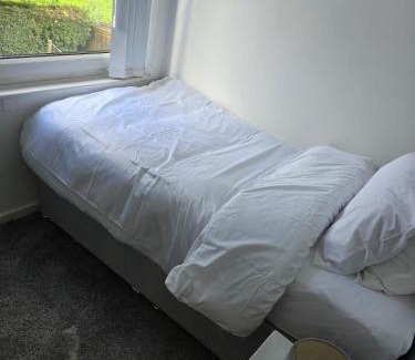 Manchester Casa | Poshval