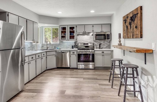 Post Falls Casa | Post Falls | Quiet River Front Retreat | Sleeps 6