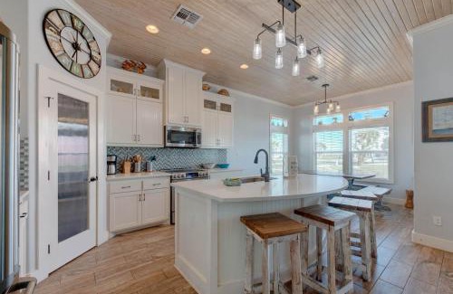 Port Aransas Casa | Postcard from Paradise