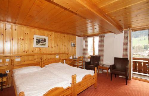 Zweisimmen Nr Gstaad Hotel | Posthotel Rössli