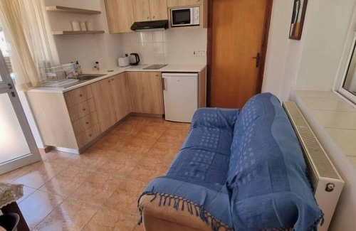 Steni Casa | Potamos Guest House 1 Bed Ground Floor Shared Pool