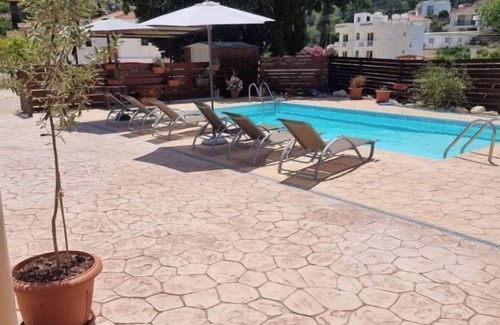 Steni Casa | Potamos Guest House 1 Bed Ground Floor Shared Pool