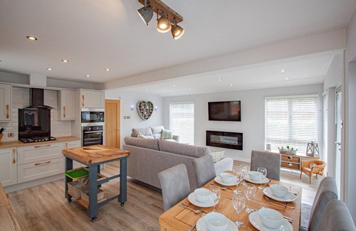 Troutbeck Bridge Cabina | Potters Lodge - a holiday lodge that sleeps 6 guests in 3 bedrooms