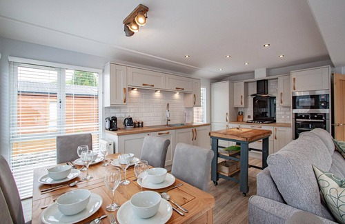 Troutbeck Bridge Cabina | Potters Lodge - a holiday lodge that sleeps 6 guests in 3 bedrooms