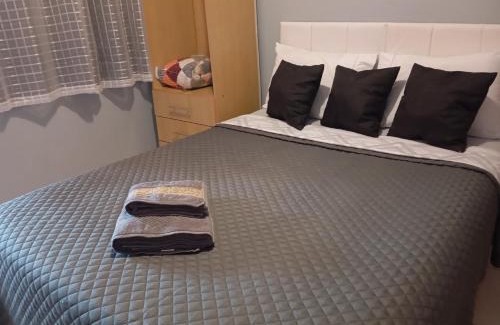 Novo Santa Cecilia Casa | Pousada Angatu, microcasa em BH