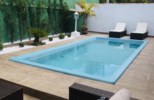Parque Oasis Casa | Pousada Suite con piscina, aire acondicionado y Netflix - 100 metros del mar