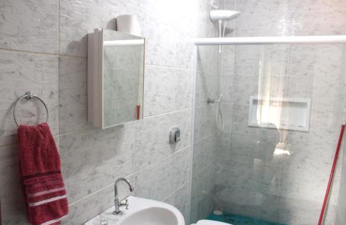 Pontal do Parana Apartamento | Pousada Captain Morgan Pontal do Sul com Piscina