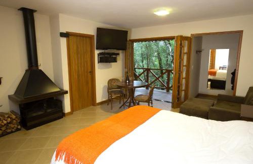 Monte Verde Hotel | Pousada Chalé da Floresta
