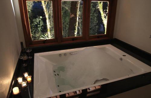 Monte Verde Hotel | Pousada Chalé da Floresta