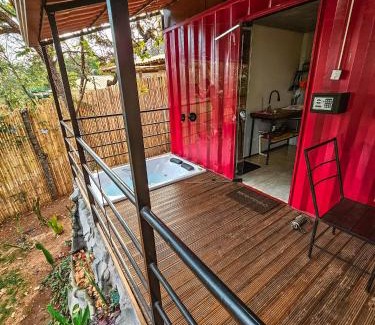 Serra do Cipo Cabina | Pousada Cipó Container Chalés Privativos com lareira - Centro da cidade