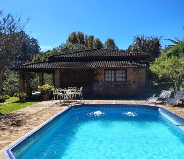 Santo Antonio do Pinhal Cabina | Pousada dos Pássaros