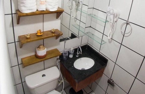 Vila da Trinta Hotel | Pousada da Leide