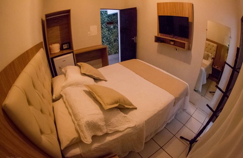 Vila da Trinta Hotel | Pousada da Leide