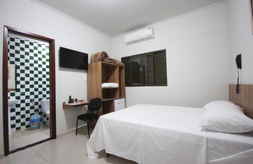 Olimpia Hotel | Pousada Esmeralda Olímpia
