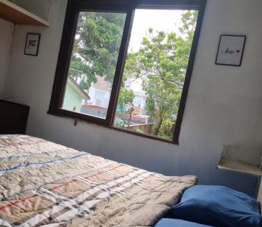 Ubatuba Apartamento | Pousada Happy - 300m da Praia do Itaguaçú
