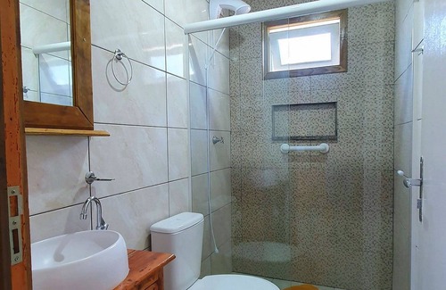 Urubici Casa | Pousada Mato Verde - Chalé Amarelo - Vista Lago