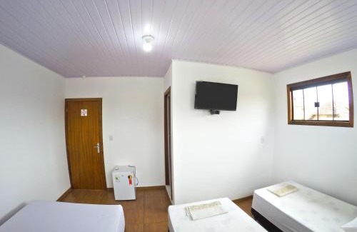 Praia da Armacao do Itapocoroi Hotel | Pousada Praia Vermelha