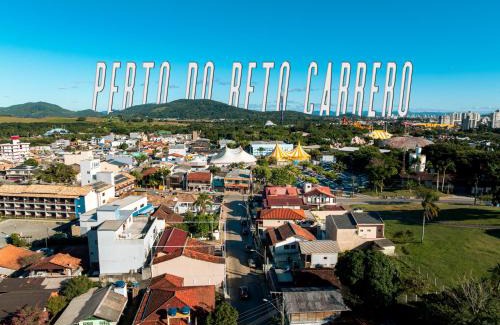 Praia da Armacao do Itapocoroi Hotel | Pousada Praia Vermelha