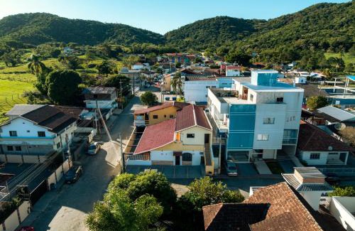 Praia da Armacao do Itapocoroi Hotel | Pousada Praia Vermelha
