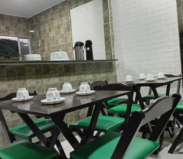 Guaruja Cama Y Desayuno | Pousada Residencial Condomínio Vitória Park - Guarujá