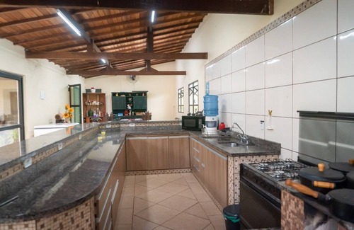 Socorro Casa | Pousada só pra mim com 4 Suítes , Lago, Piscina, Campinho Pomar, Sky, Wifi,