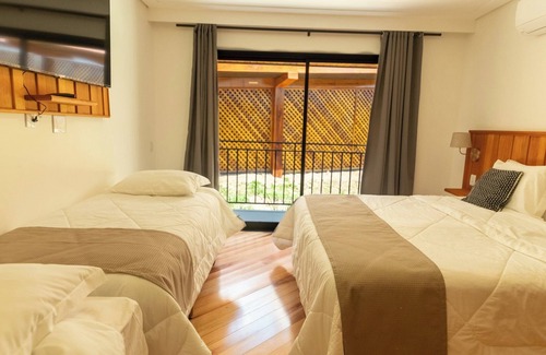 Vila Inglesa Hotel | Pousada Santa Felicidade