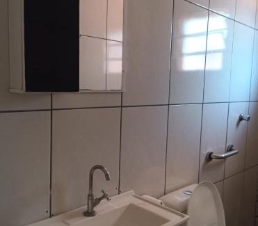 Londrina Casa | Pousada Santos lll, kitnet confortável com ar condicionado