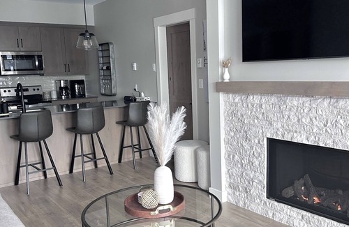 Sun Peaks Casa | Powder Heights Unit 17