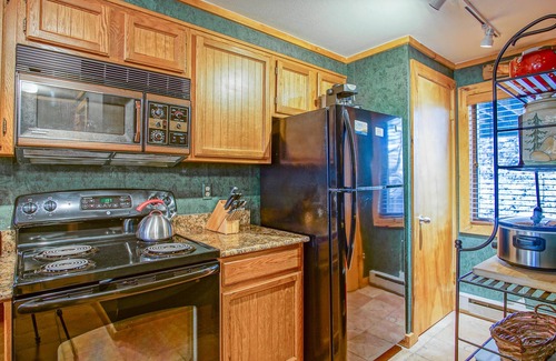 Snowshoe Condominio | Powderidge 24 Spectacular Slope Side 2 Br Condo