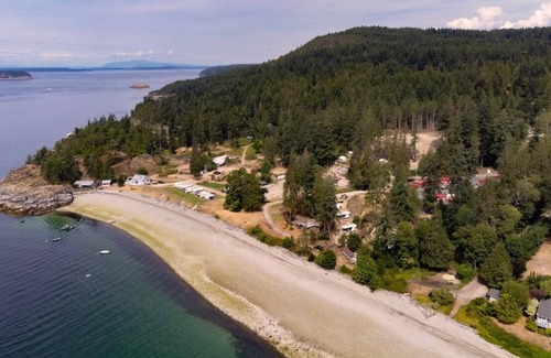 Powell River Cabaña | Powell River Pine Haven