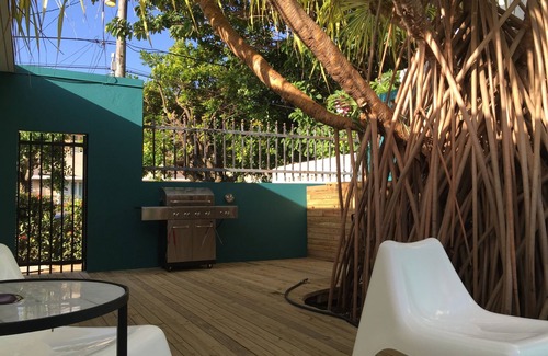 Ocean Park Casa | Generador de energía. Depósito de agua. C.A. Wi-Fi gratis. Piscina privada. Pasos de la playa